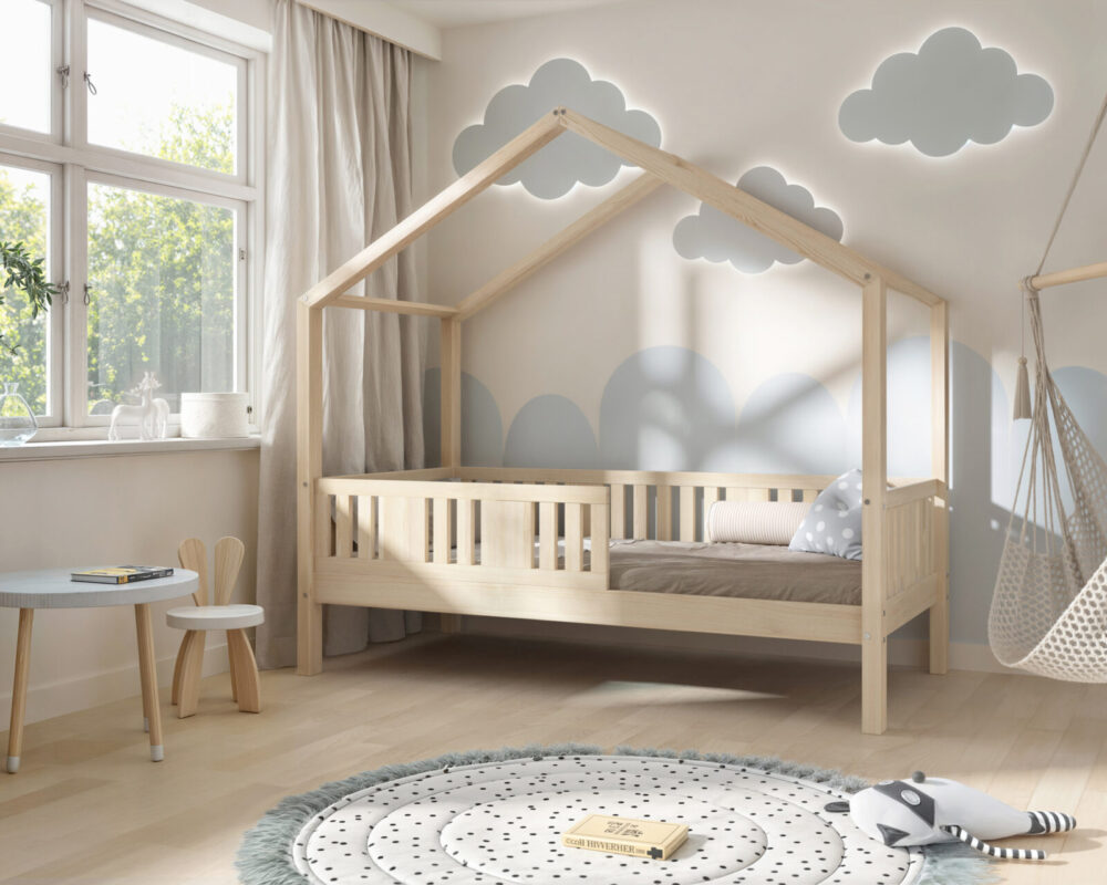 dw4_1 Wooden Bed