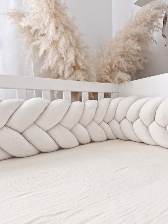 Wheat-Ear Braided Bumper Velvet, 5 Strands – Cream Wheat-Ear Braided Bumper Velvet, 5 Strands – Cream