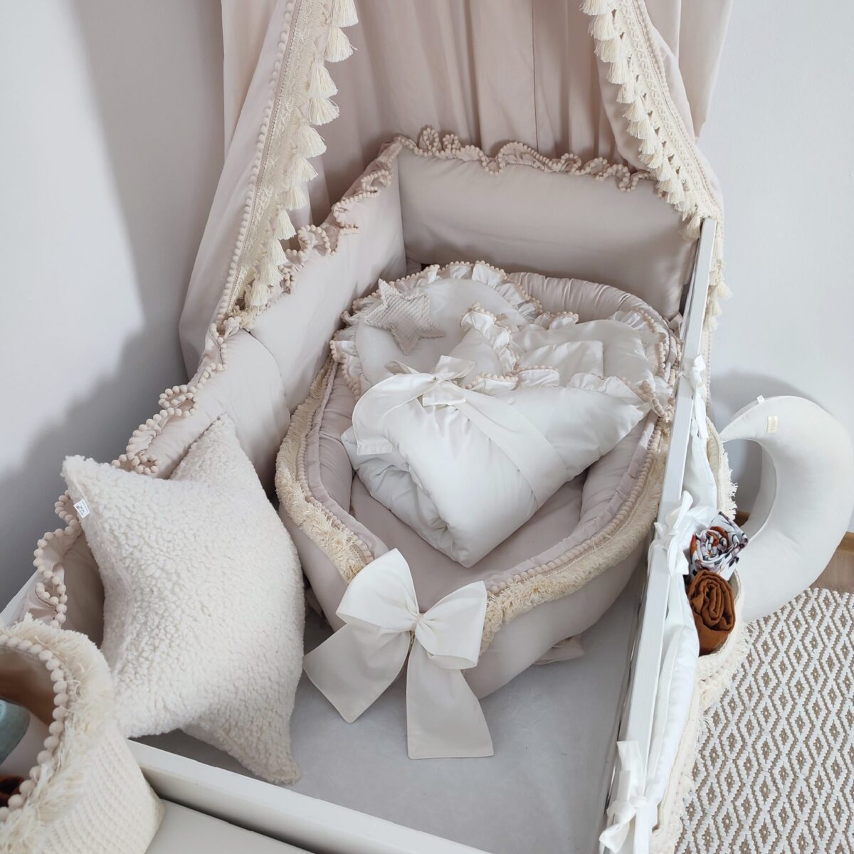 Boho Cot Bumper with Ruffle Boho Cot Bumper with Ruffle