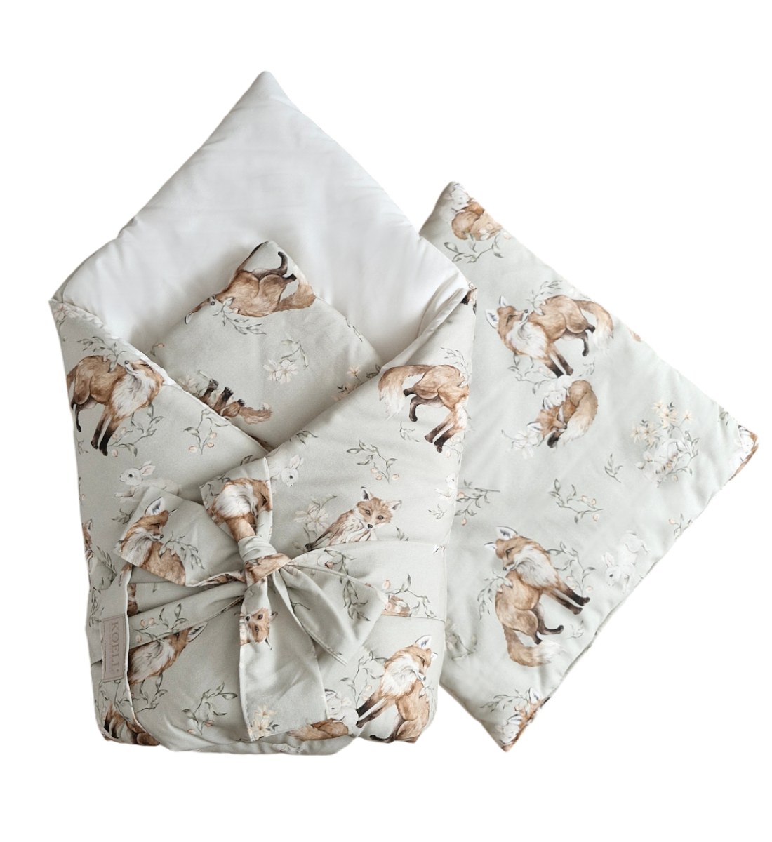 2-in-1 Swaddle Wrap 75 × 75 cm with Pillow 35 × 35 cm – Foxes