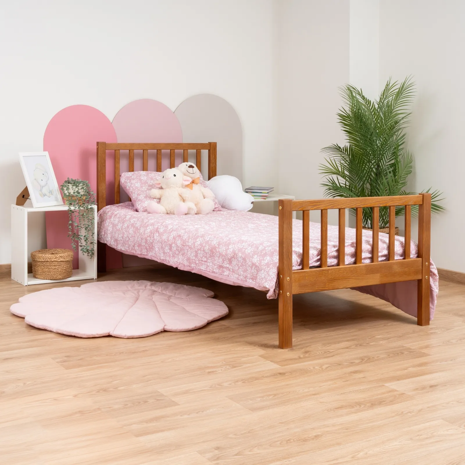 ELLA Children’s Bed in pine wood, retro, in the children's room