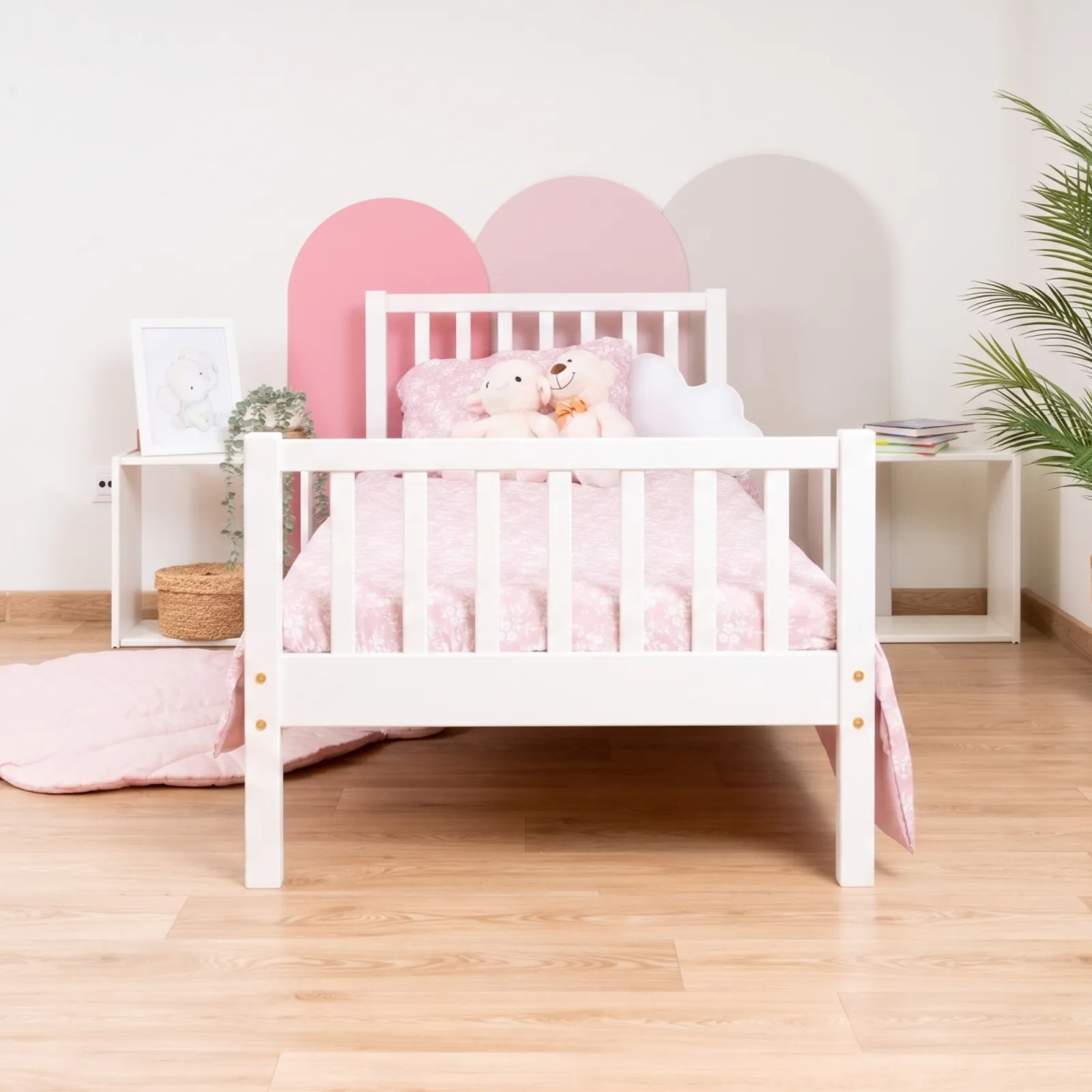 ELLA Children’s Bed in pine wood, white, side view
