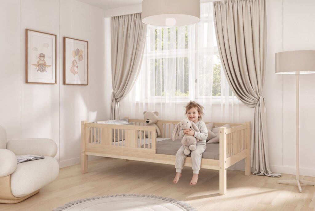 Child in the LUNA Children’s Bed