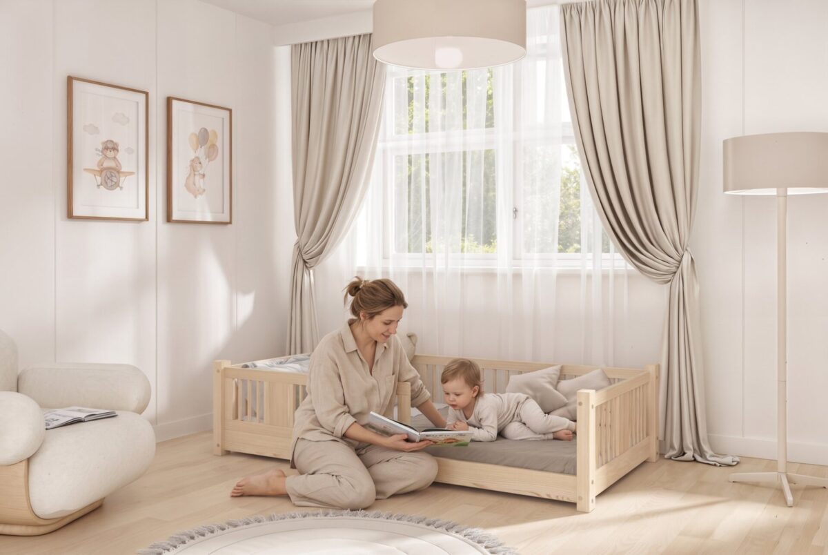 LUNA Mini Children’s Bed – story time together LUNA Mini Children’s Bed with parent and child
