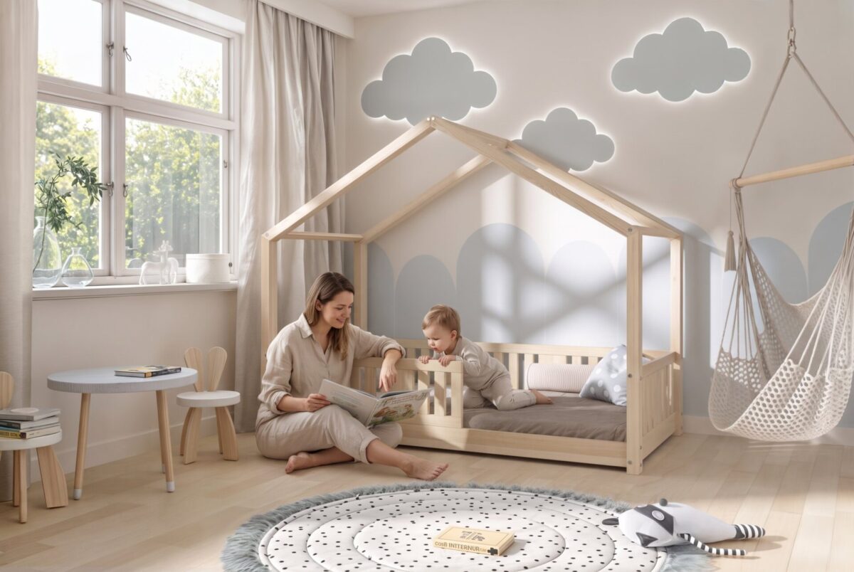 LUNETTA Mini Children’s Bed – story time together LUNETTA Mini Children’s Bed with parent and child