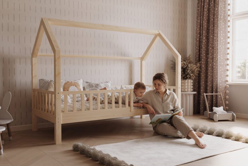 SOLETTA Children’s Bed with parent and child