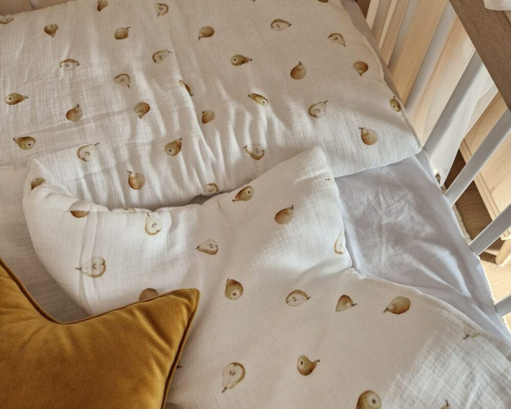Children's Duvet and Pillow Set – Pears Children's Duvet and Pillow Set – Pears