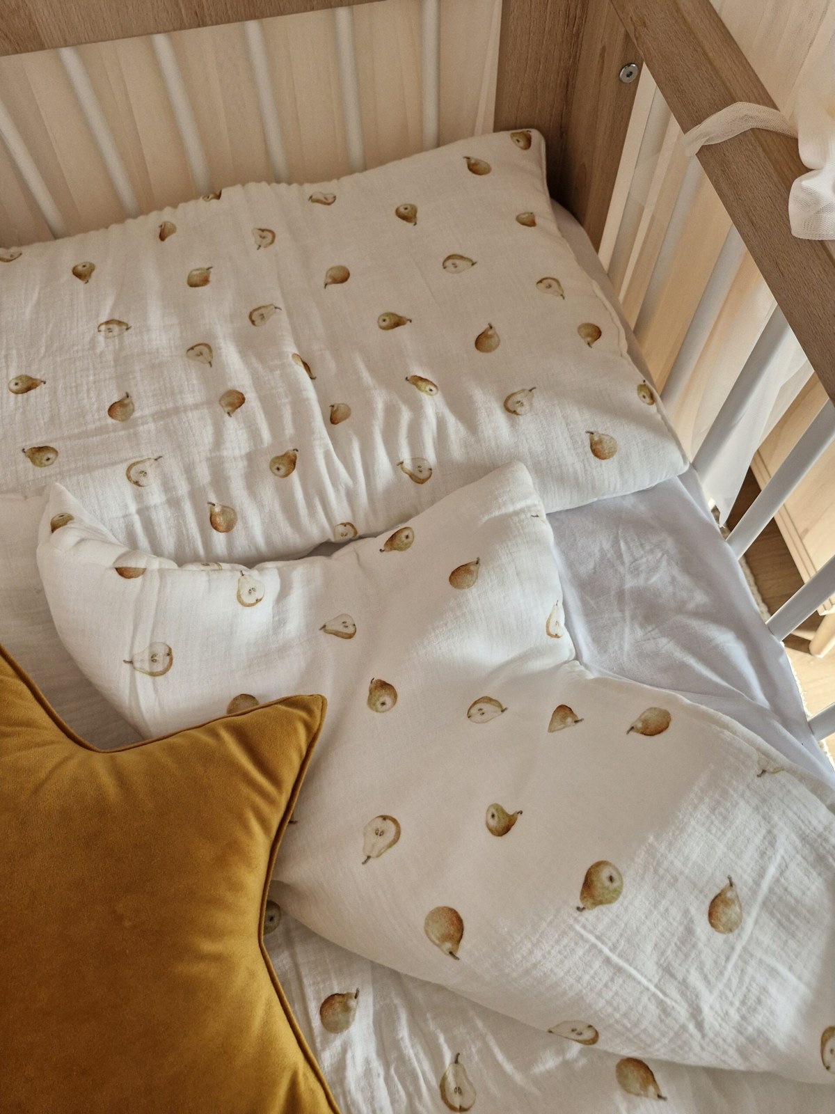 Children's Duvet and Pillow Set – Pears Children's Duvet and Pillow Set – Pears