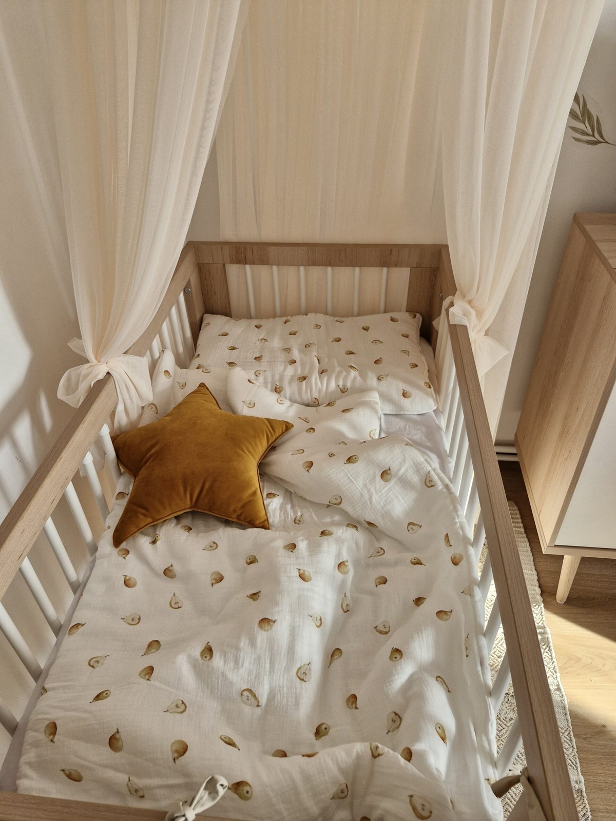 Children's Duvet and Pillow Set – Pears Children's Duvet and Pillow Set – Pears