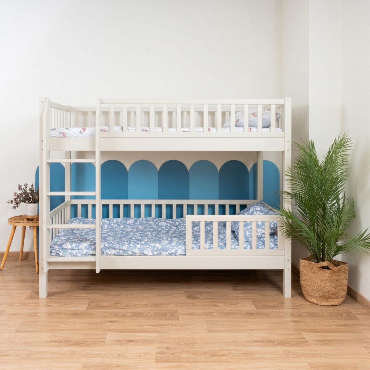 KOSMO Bunk Bed – cashmere, with lower guard rail (1) KOSMO Bunk Bed in pine wood, cashmere, with lower guard rail