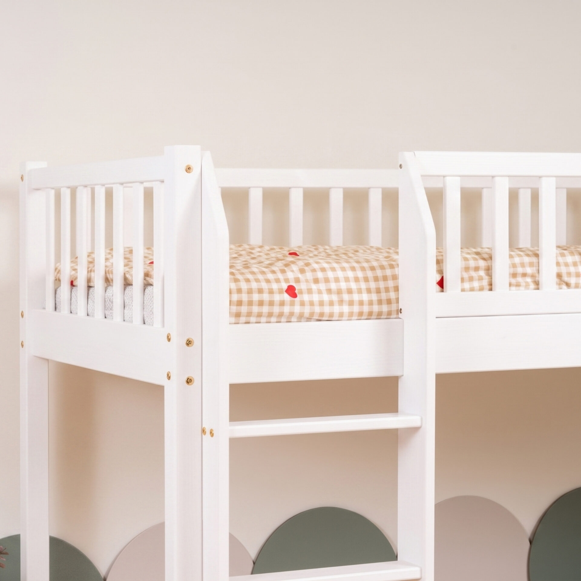 KOSMO Loft Bed – white (3) KOSMO Loft Bed in pine wood, white