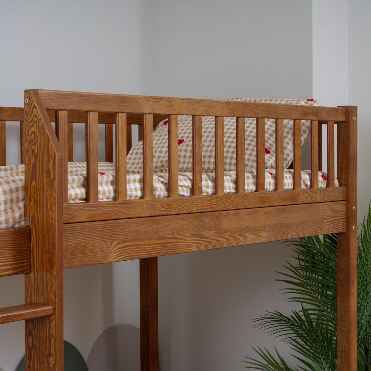KOSMO Loft Bed – Retro (1) KOSMO Loft Bed in pine wood, Retro