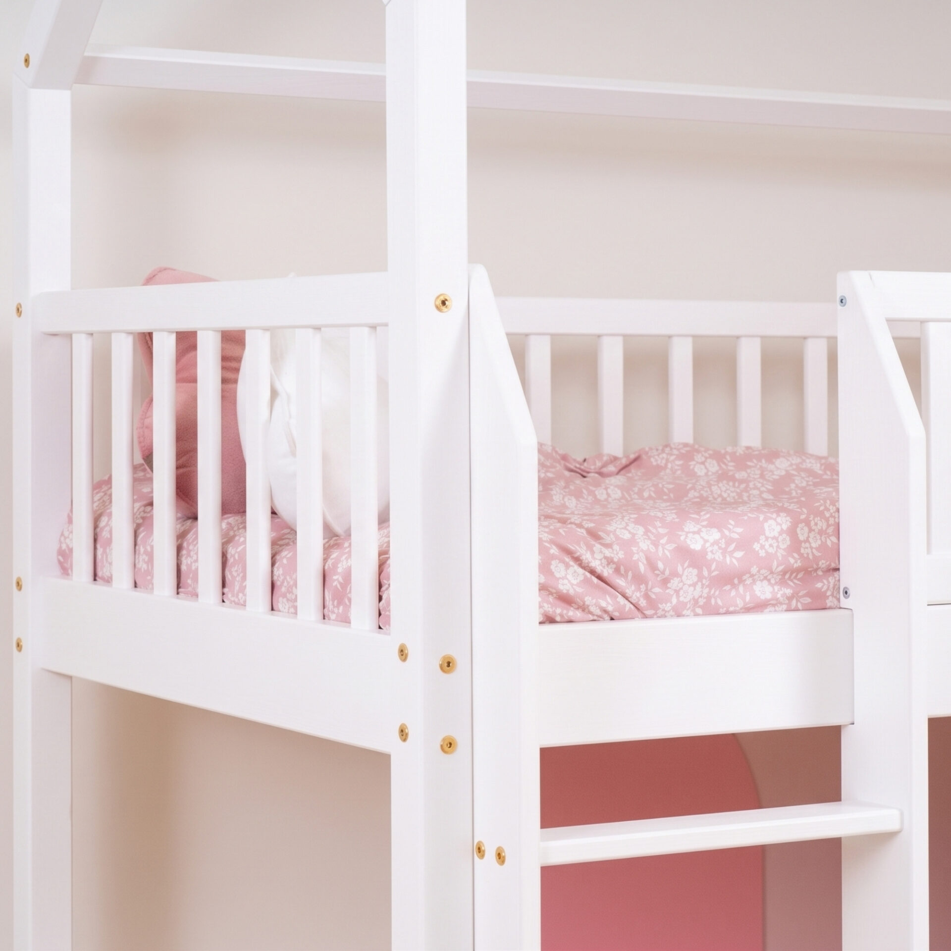KOSMO Long Loft Bed in pine wood, white