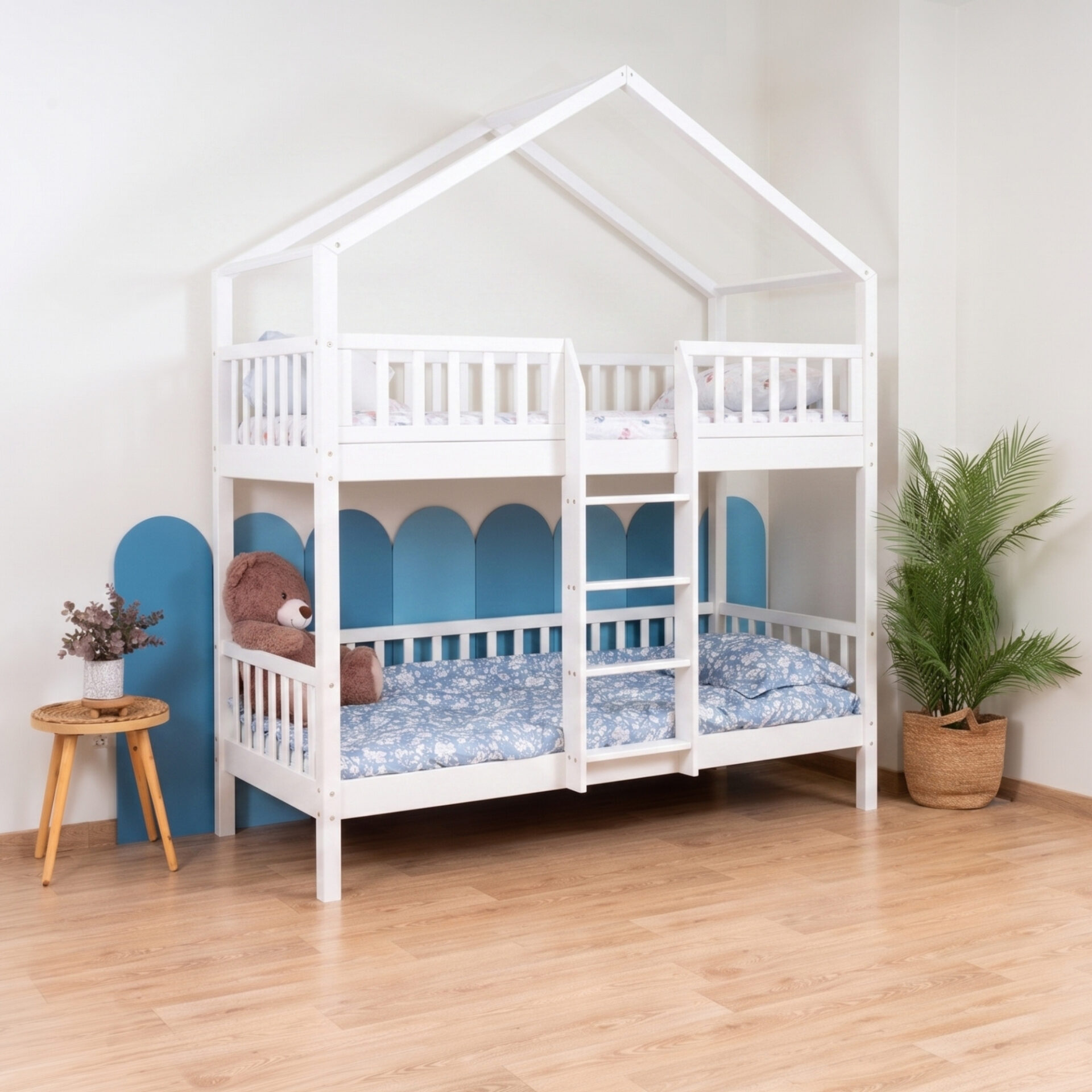 KOSMO Short Bunk Bed – white (10) KOSMO Short Bunk Bed in pine wood, white