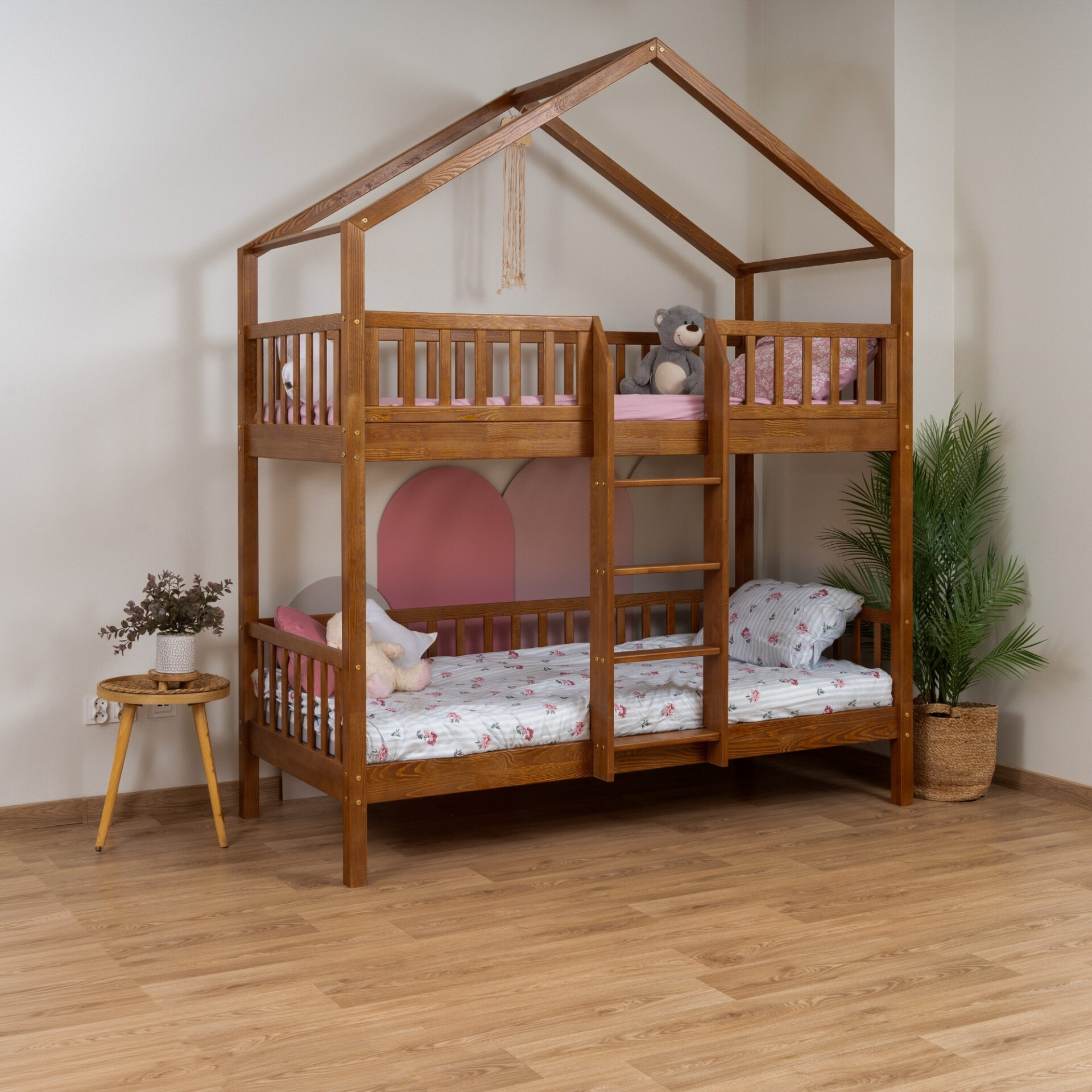 KOSMO Short Bunk Bed – Retro (5) KOSMO Short Bunk Bed in pine wood, Retro