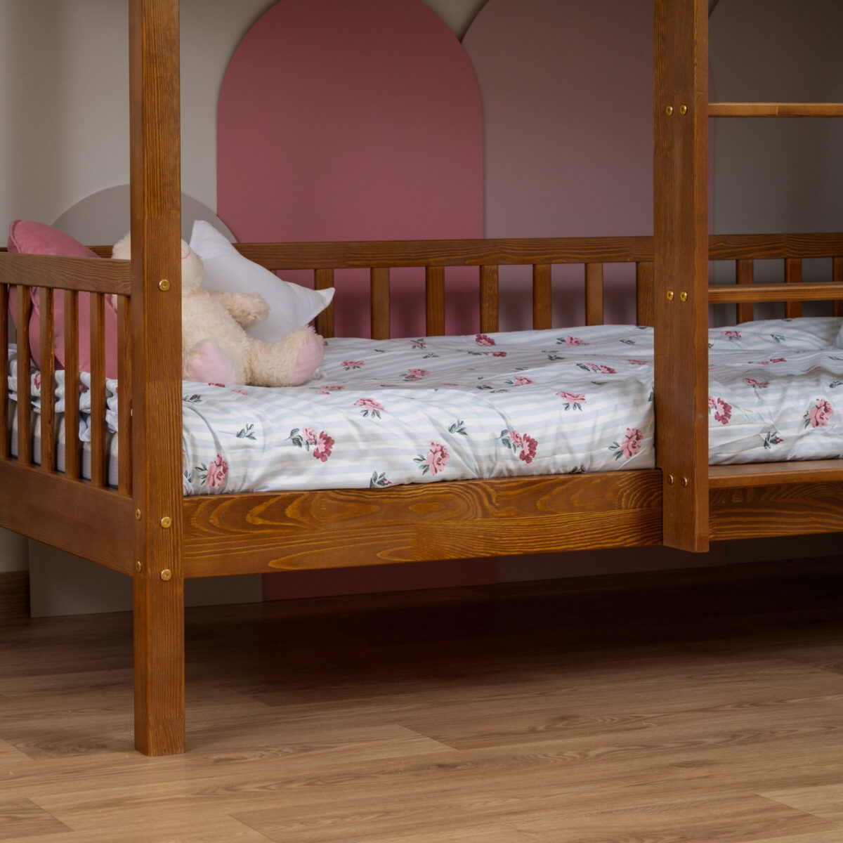 KOSMO Short Bunk Bed – Retro (7) KOSMO Short Bunk Bed in pine wood, Retro