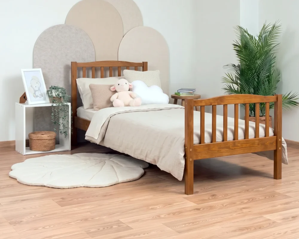 MALVA Children’s Bed in pine wood, retro, in the children's room