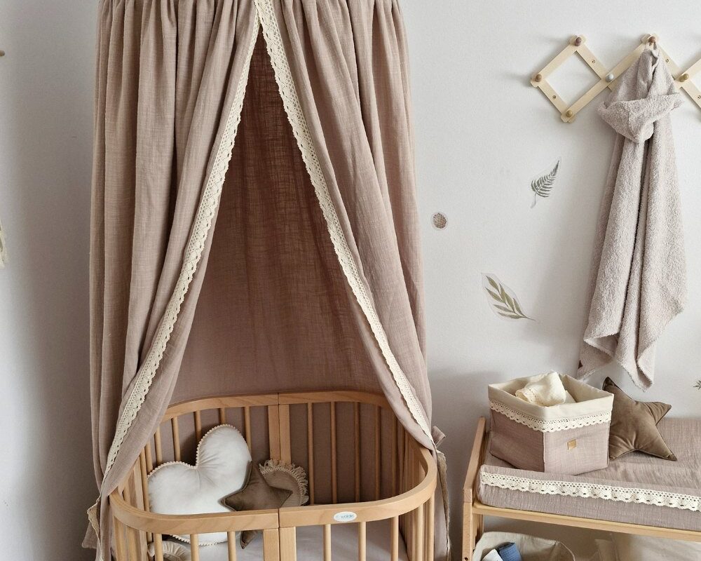 Muslin Canopy with Lace – Ceiling Mounted
