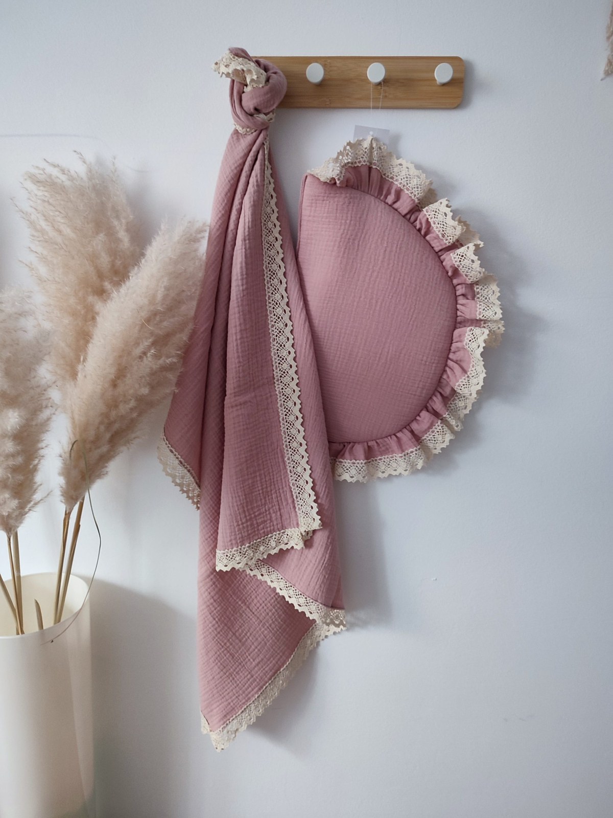 Muslin Blanket with Lace and Pillow – Dusty Pink Muslin Blanket with Lace and Pillow – Dusty Pink