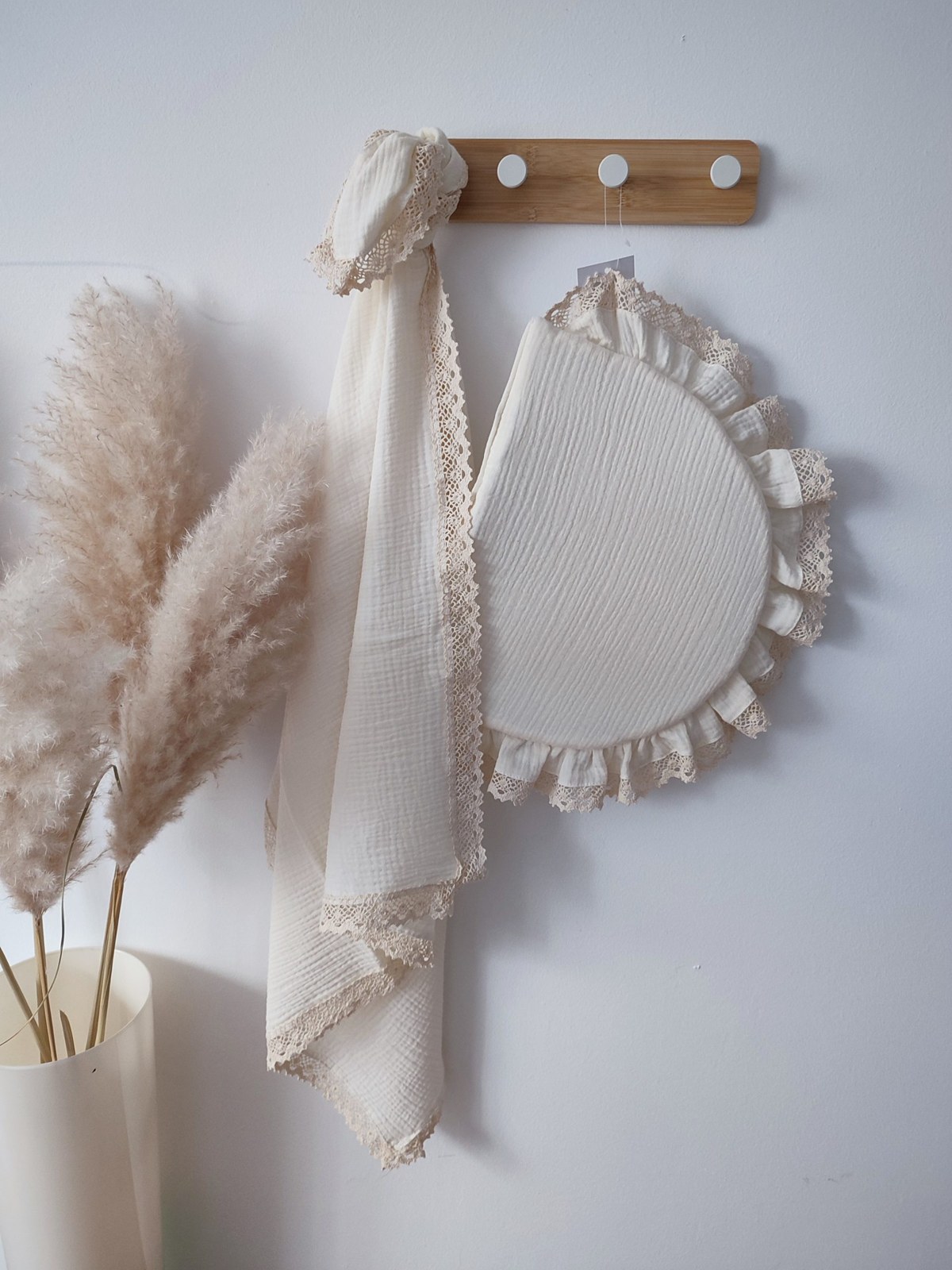 Muslin Blanket with Lace and Pillow – Ecru Muslin Blanket with Lace and Pillow – Ecru