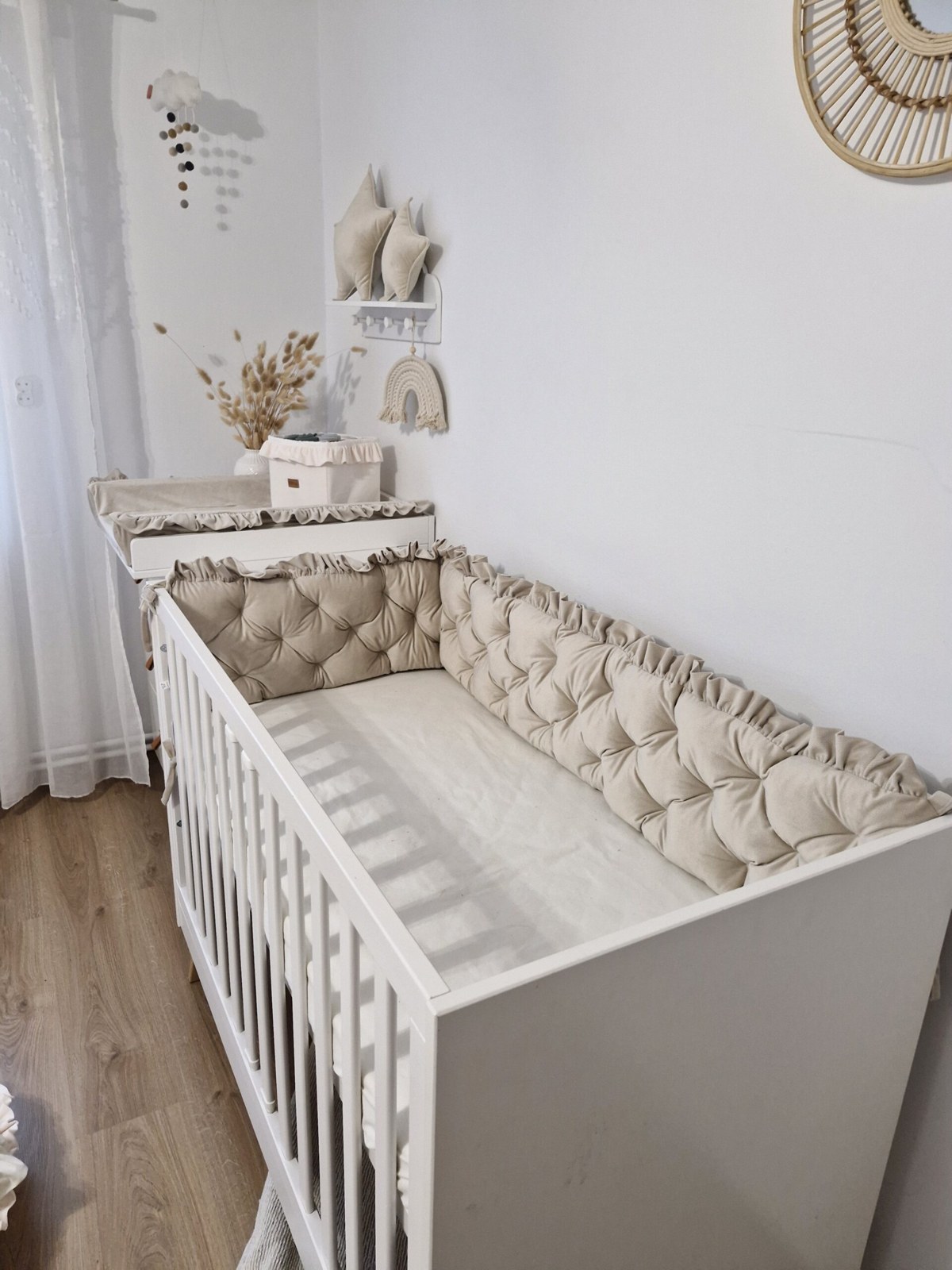 Quilted Velvet Cot Bumper with Ruffle
