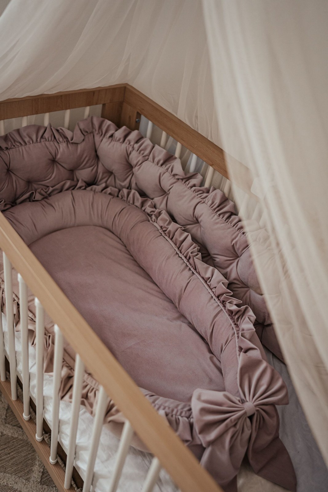 Quilted Velvet Cot Bumper with Ruffle