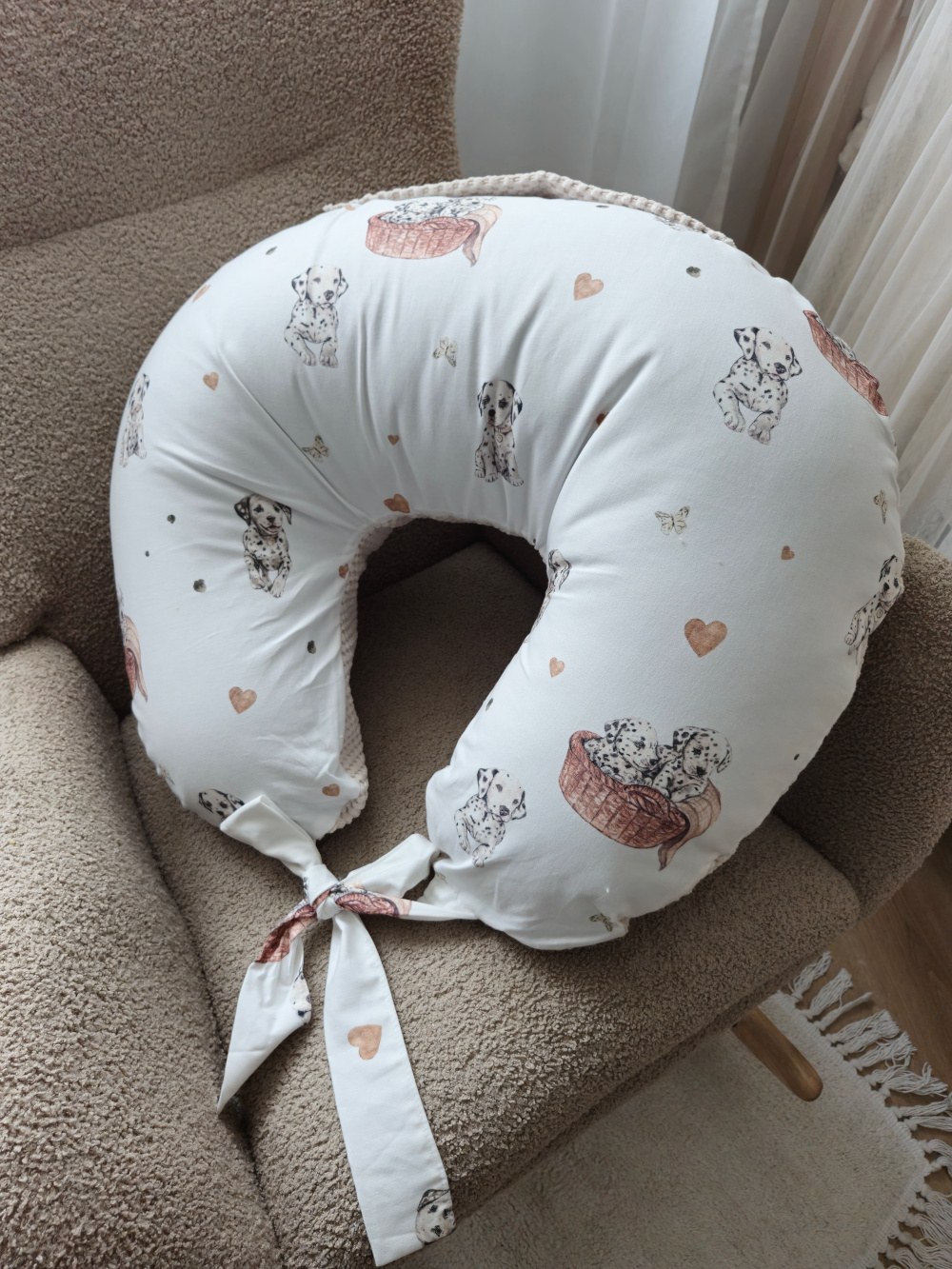Adjustable Nursing Pillow with Waist Tie – Dalmatians Adjustable Nursing Pillow with Waist Tie – Dalmatians