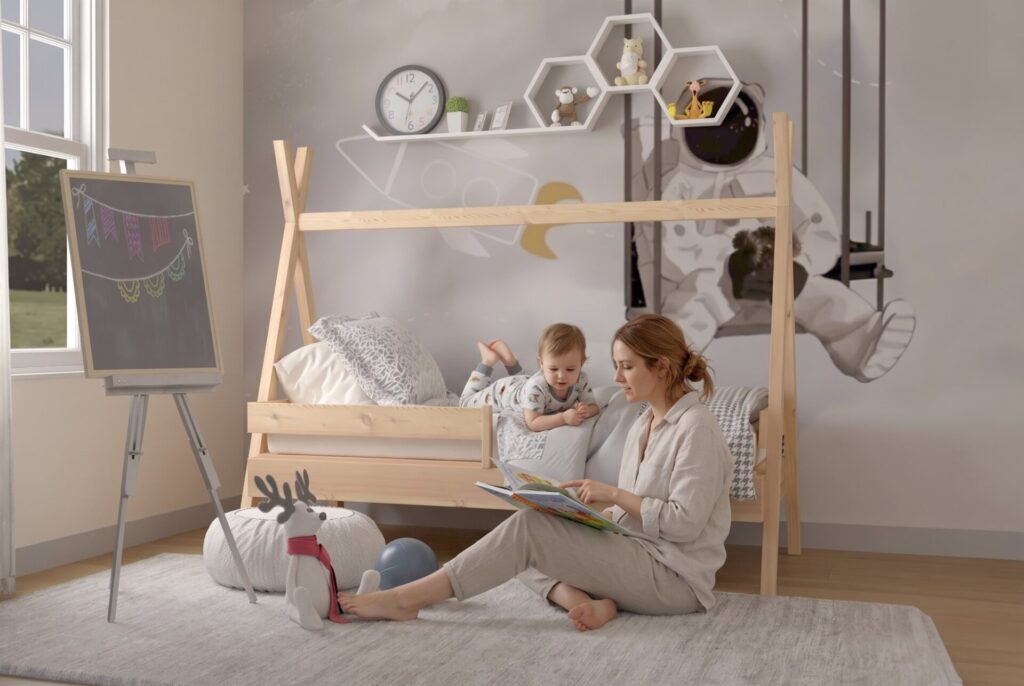 Tipi PLUS Pine Bed with parent and child